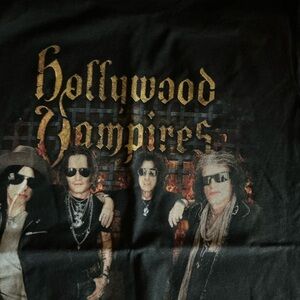 Tee shirt small Hollywood vampire